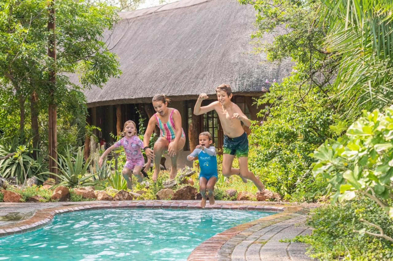 Kambaku Safari Lodge Тімбаваті-Ґейм-Резерв Екстер'єр фото