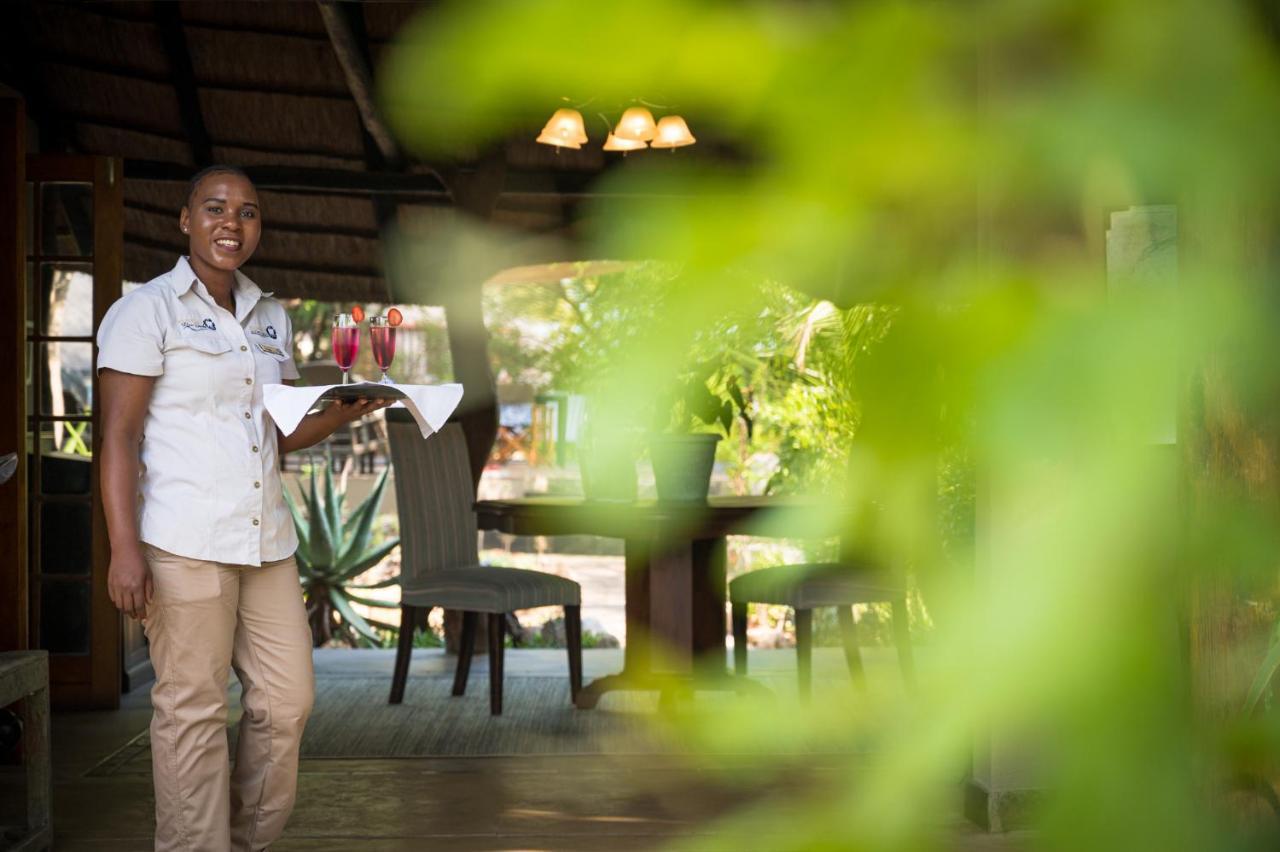 Kambaku Safari Lodge Тімбаваті-Ґейм-Резерв Екстер'єр фото